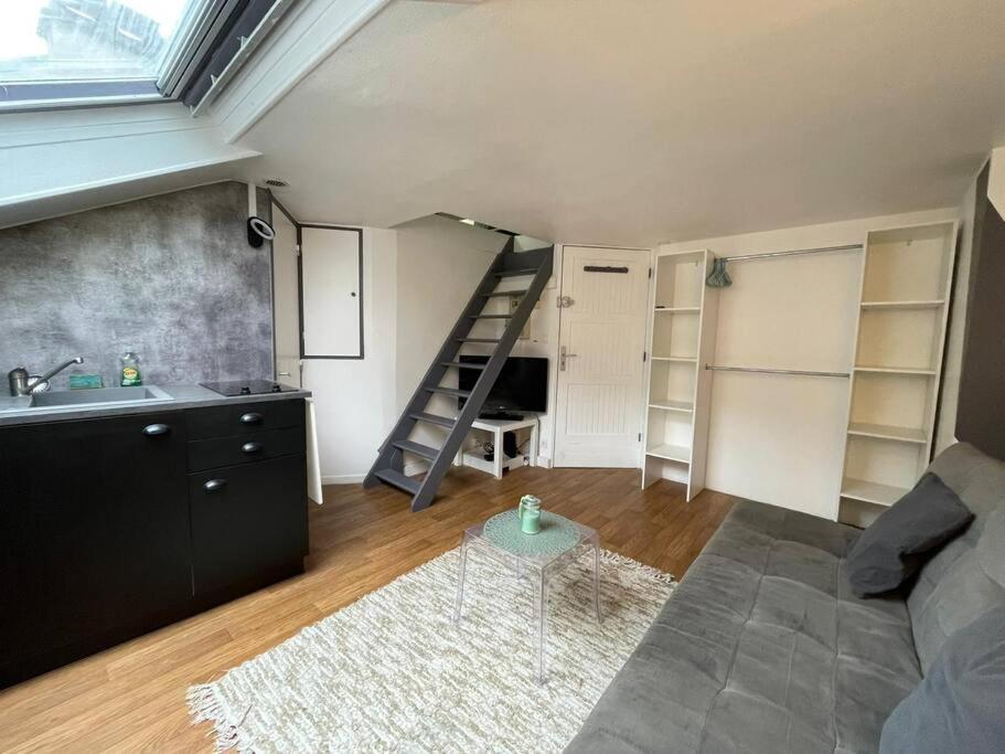 Le Cinq Sens, Studio Proche De La Gare Daire Pontoise Dış mekan fotoğraf